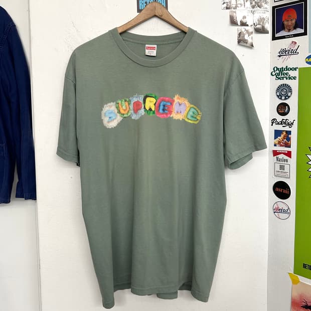 2019FW 슈프림 필로우 티 ‘더스티 틸’