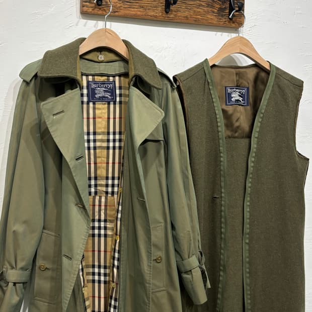 Burberry 버버리 카키 더블 카라 코트