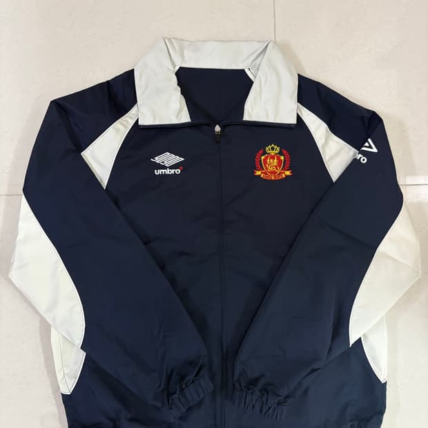 엄브로 X 9090 콜라보 바람막이 로스 네이비 L