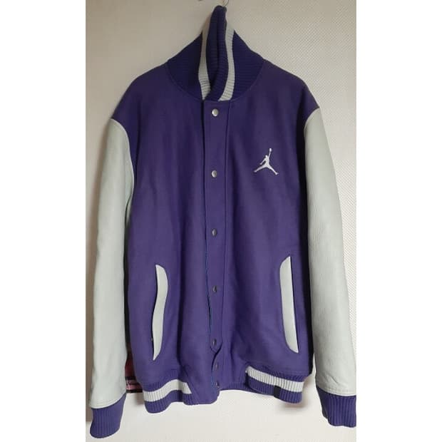   에어조던 울 레더 믹스 스타디움 자켓 퍼플