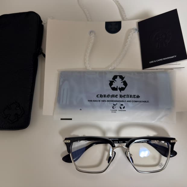 크롬하츠 니플로폴리스 하금테 안경