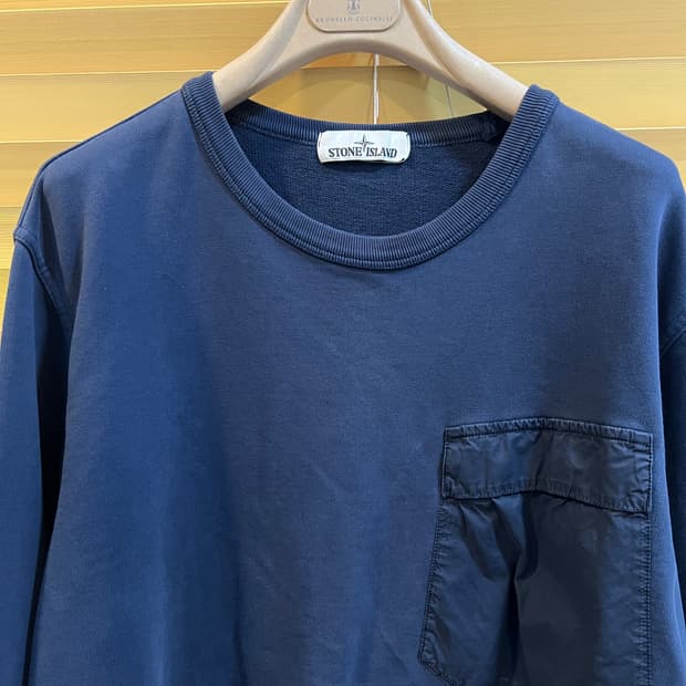 스톤아일랜드 남성 네이비 맨투맨티셔츠 라운드티셔츠