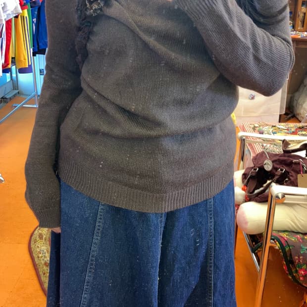 빈티지 러플 포인트 터틀넥 니트