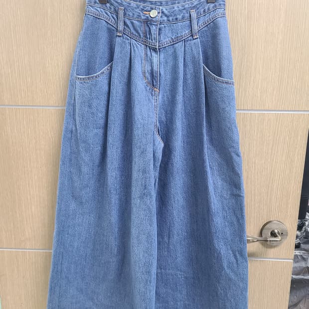 오즈세컨 와이드 데님 8부 버뮤다 팬츠