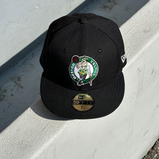 [M] 뉴에라 보스턴 셀틱스 블랙 스냅백 모자