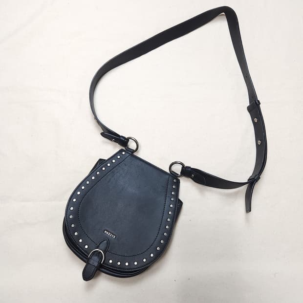 [OS] 헤지스 블랙 레더 숄더백