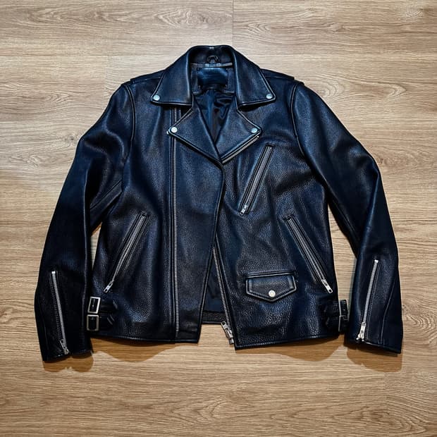 비바스튜디오 라이더자켓