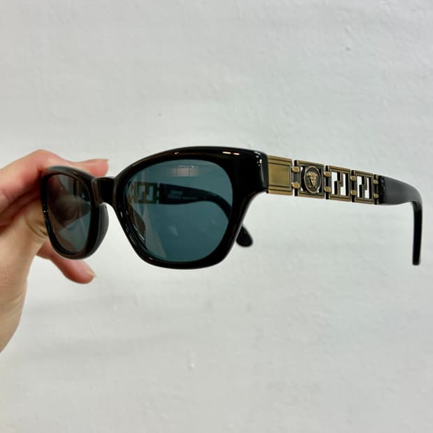 90s VERSACE 지아니 베르사체 스퀘어 빈티지 선글라스