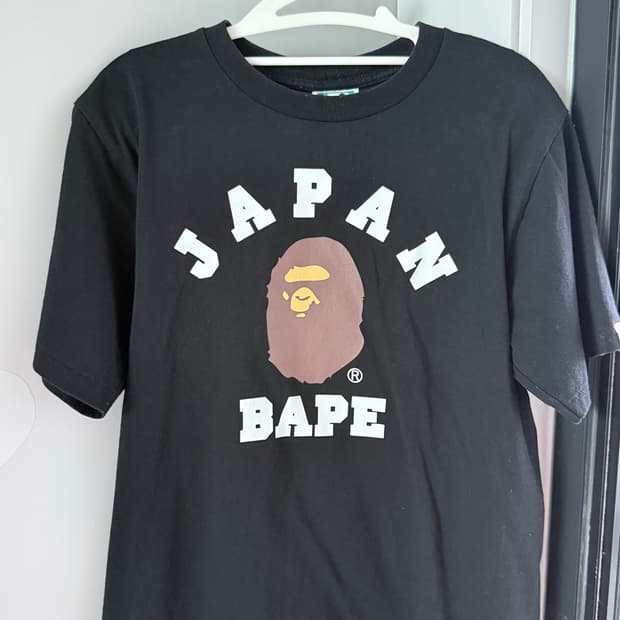 베이프 재팬 컬리지 시티 티셔츠 블랙