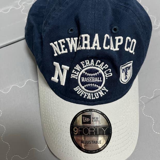 뉴에라 볼캡