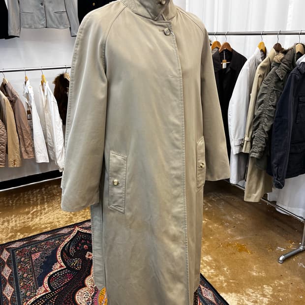 닥스 벨티드 맥코트  베이지