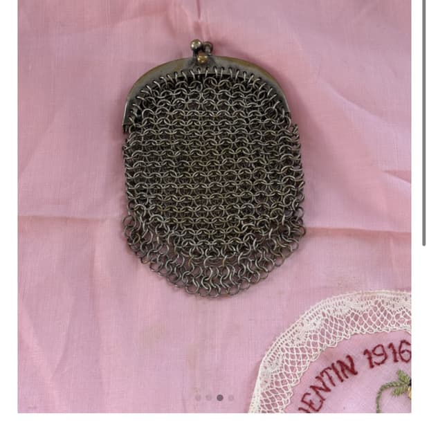 Vintage) 1950 metal coin purse