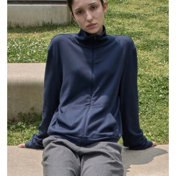 024 neck zip