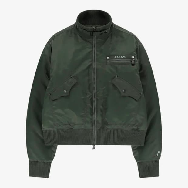 아캄 하이넥 봄버 1