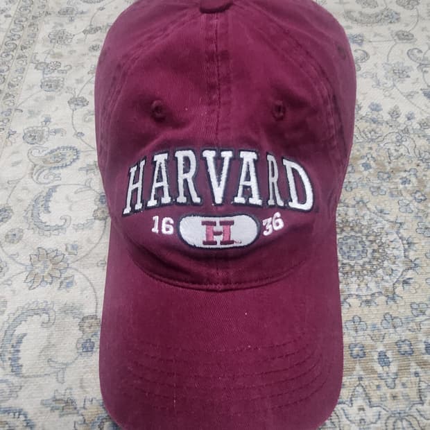 HARVARD 하버드 버건디 볼캡 모자