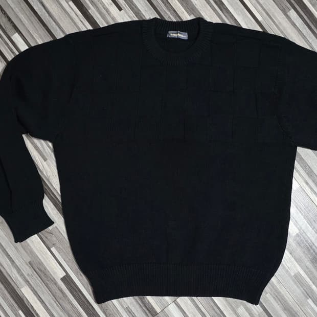 이세이 미야케 맨 니트