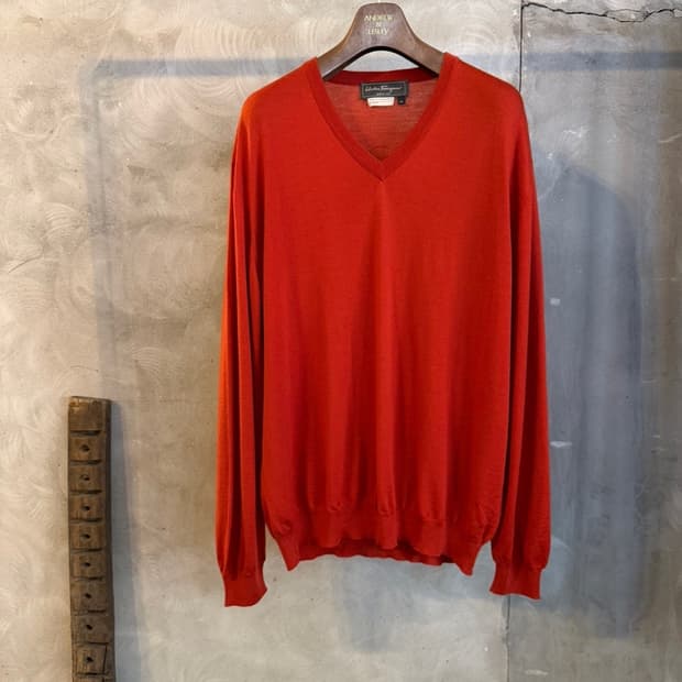 살바토레 페라가모 버진울 니트 105