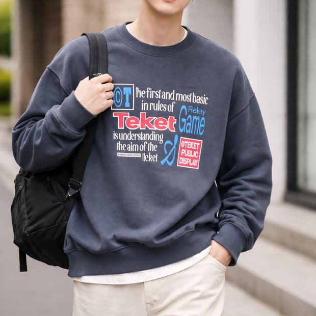 테켓(teket) 그래픽 로고 스웨트셔츠
