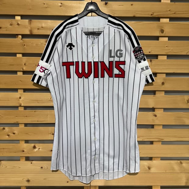 데상트 LG트윈스 채지선 유니폼