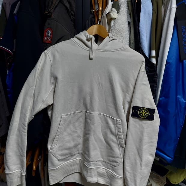 스톤아일랜드 후드티 아이보리 m