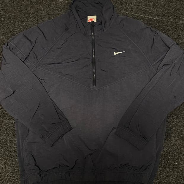 [L] 나이키 x 스투시 윈드러너 자켓 오프 느와르