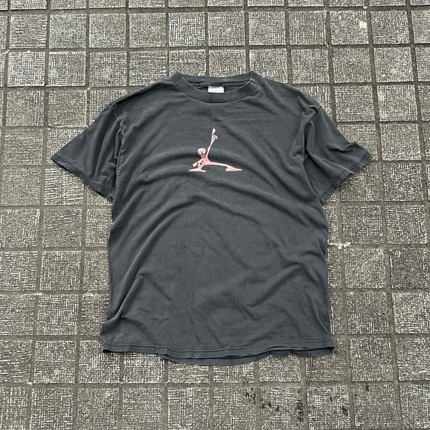Xing Ailen Vintage 90s T Shirt