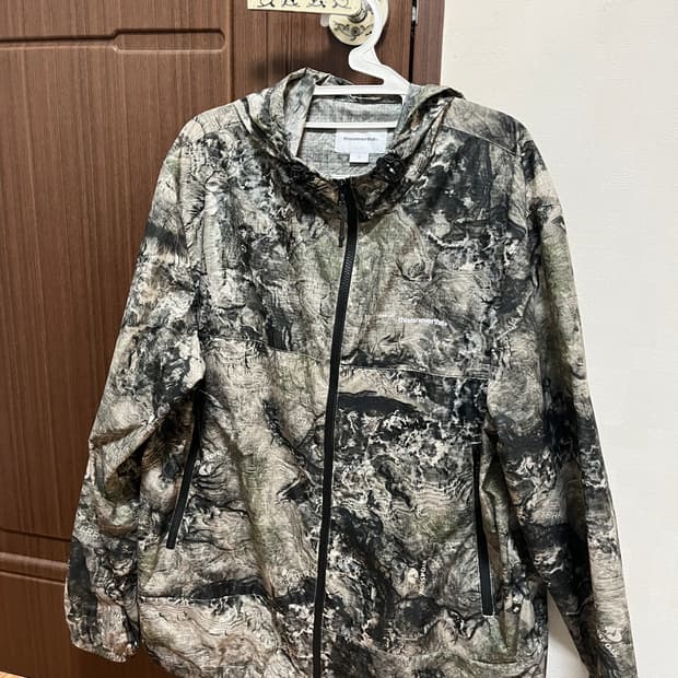 디스이즈네버댓 T-LIGHT JACKET CAMO