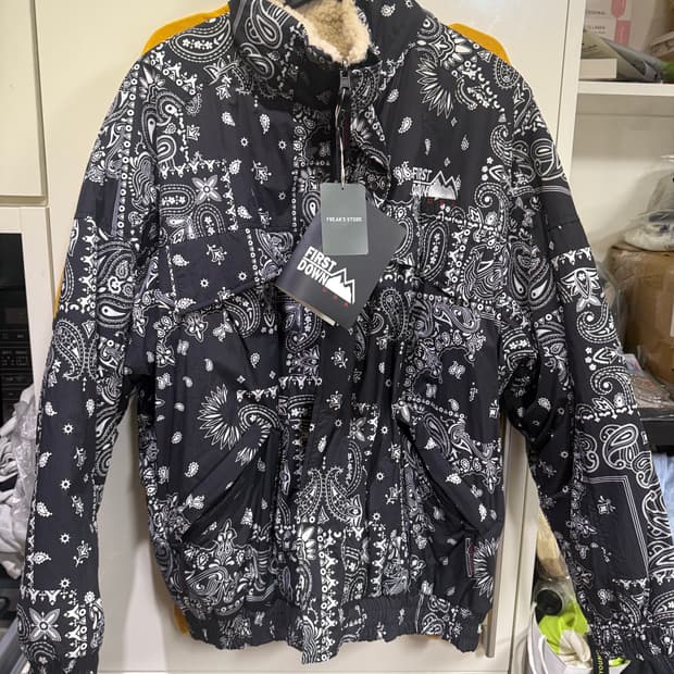 M 퍼스트다운 X 프릭스스토어 리버서블 양털 후리스 레트로 자켓 리버시블