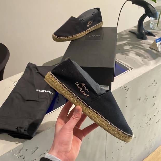 생로랑/YSL 자수 에스파듀 샌들