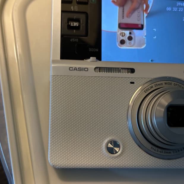 풀박스) 카시오 엑슬림 zr 디지털 카메라 판매