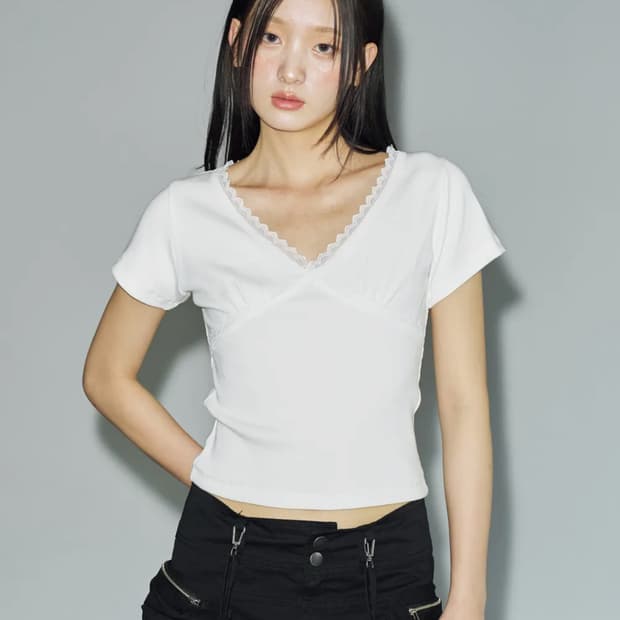 새상품 ) 헬레네파리스 크로스 레이스 하프 티셔츠 [화이트]