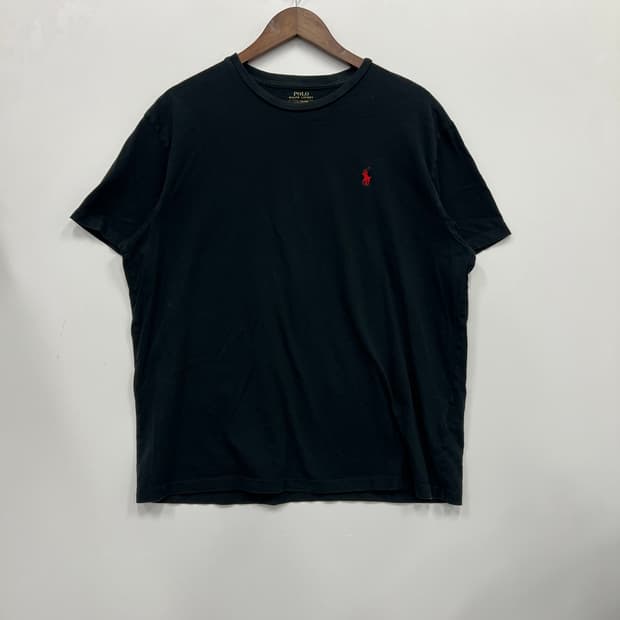폴로 블랙 반팔티