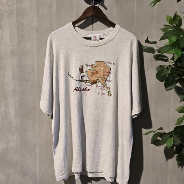 TOP THREADS 알래스카 반팔 티셔츠