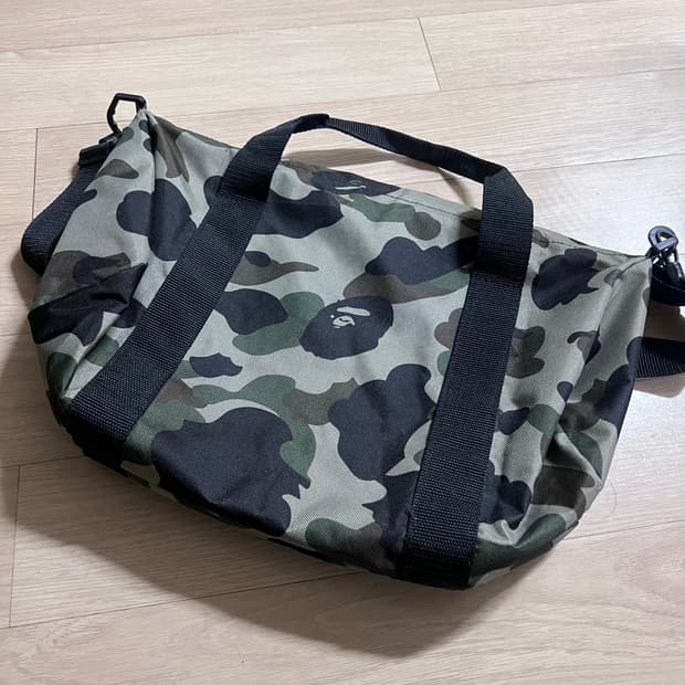 BAPE  베이프 크로스백