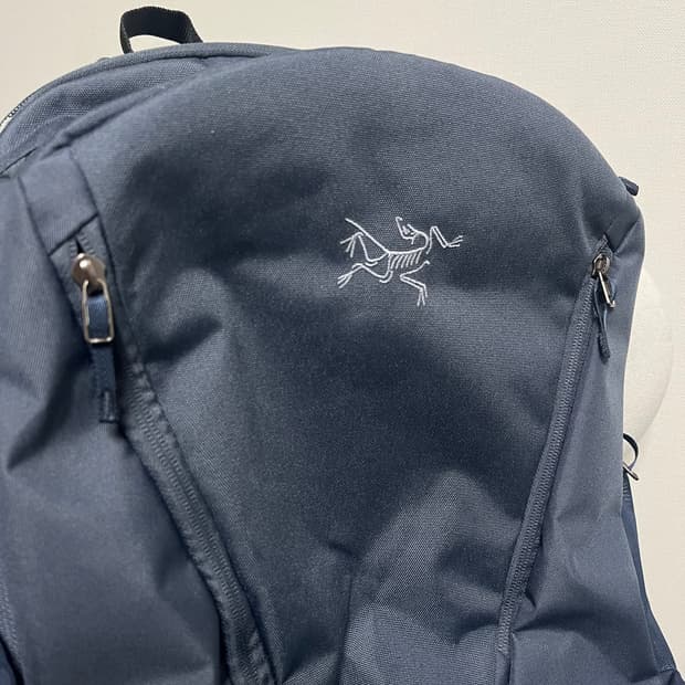 아크테릭스 맨티스 26 네이비 판매합니다