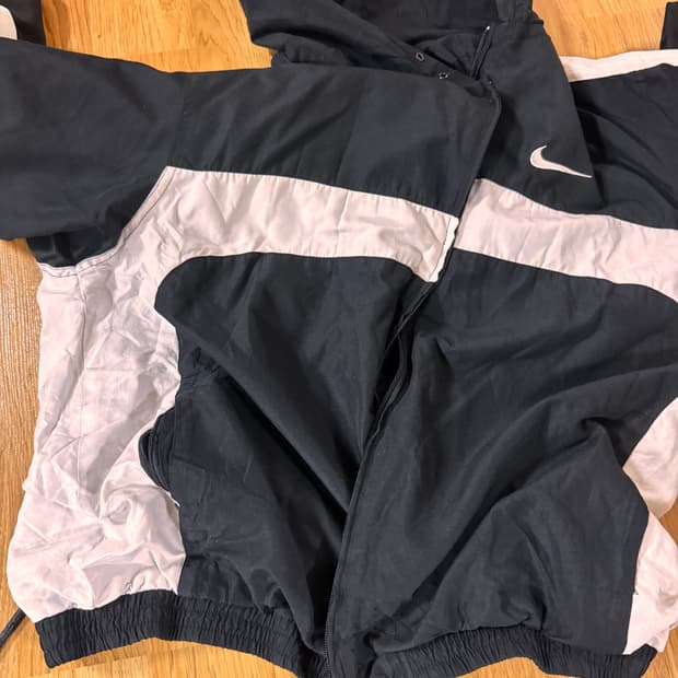 나이키 바람막이 XL