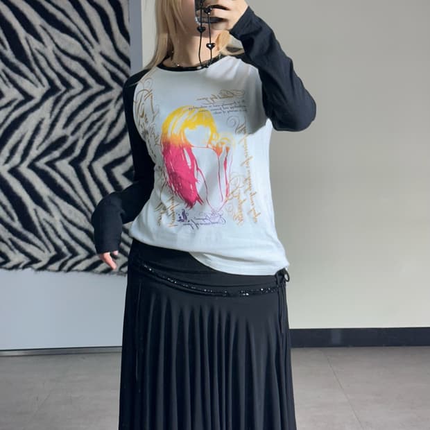 girl printing long sleeve