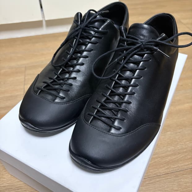 아모멘토 비브람 스니커즈 7(255~265)