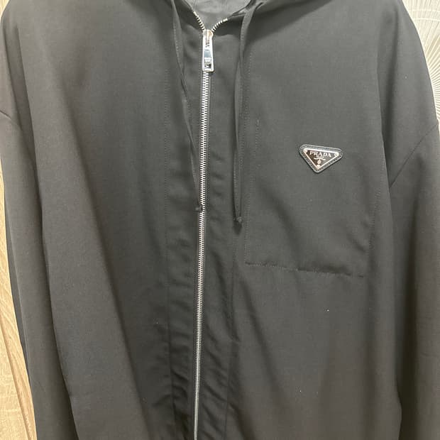 프라다 울후드 블루종자켓 SGC195 XL 판매합니다