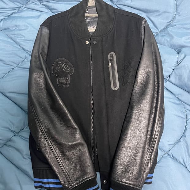 스투시xNSW 30주년 한정판 바시티자켓