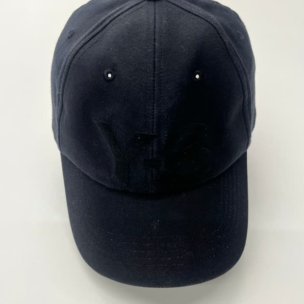 Y-3 와이쓰리 블랙 로고 볼캡
