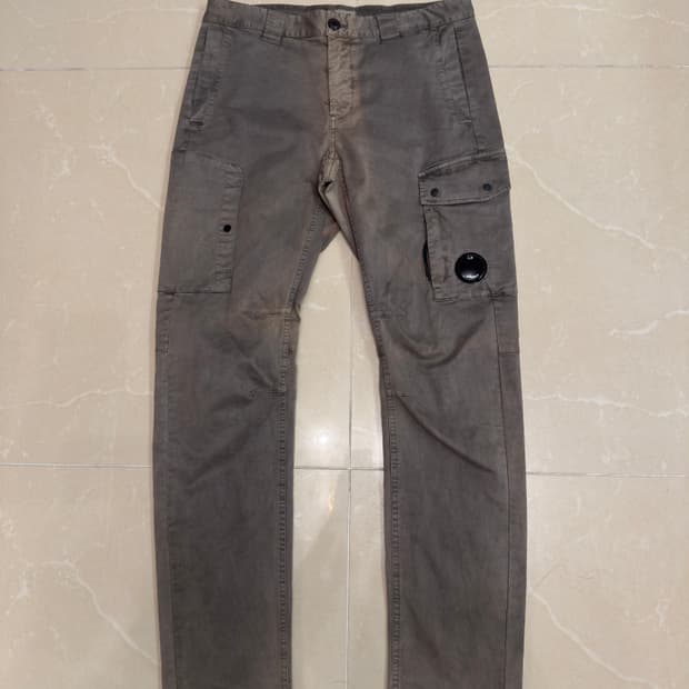 CP Company 카키 렌즈 카고 팬츠 46