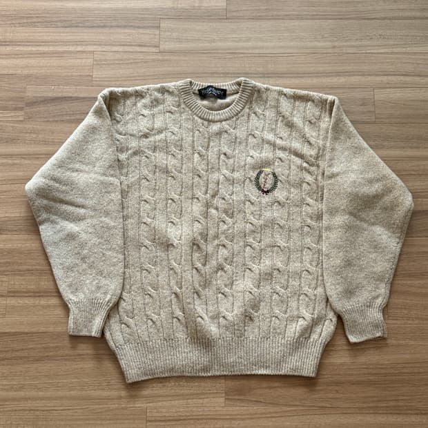 입생로랑 꽈배기 니트 