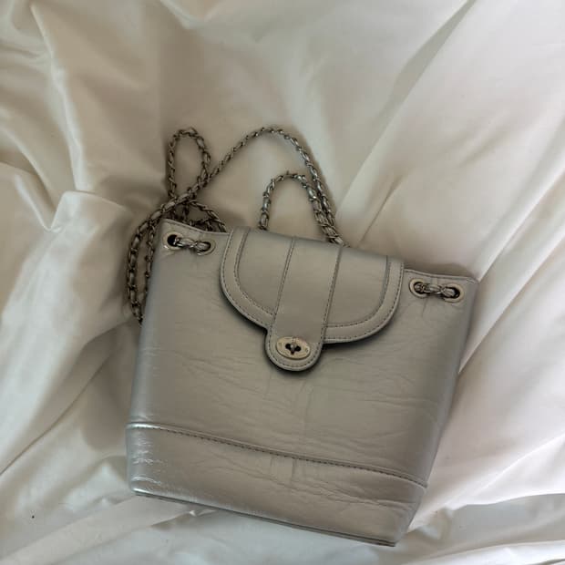 실버 체인 백팩 미니 가방