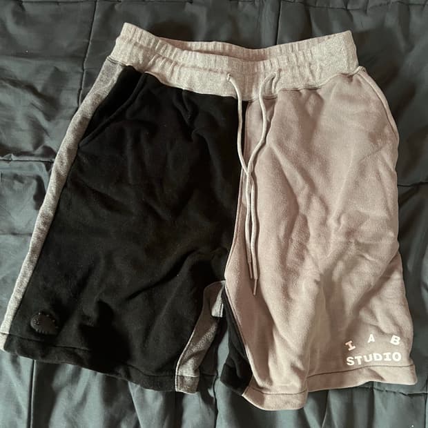 아이앱 니니즈반바지 xl