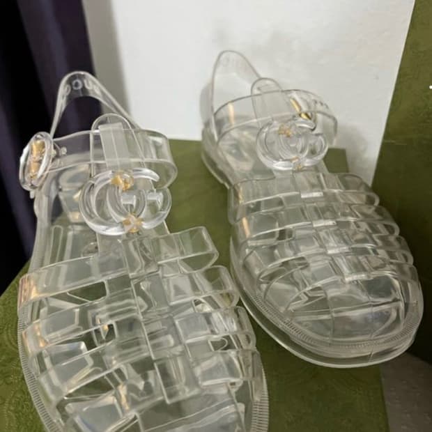 구찌 glossy 젤리 슈즈 샌들 슬리퍼 