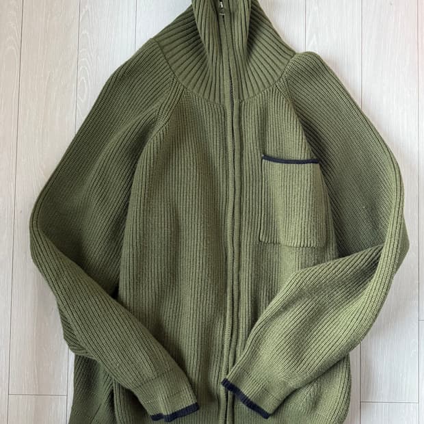 8세컨즈 니트집업 가디건