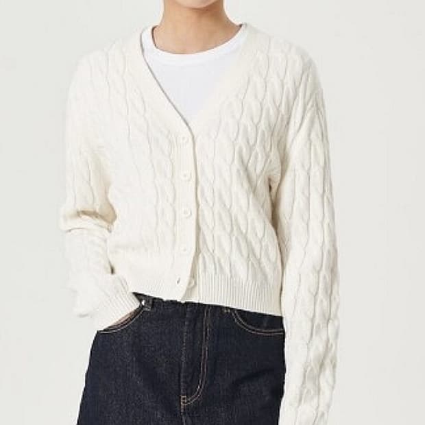 23SS 에잇세컨즈 케이블 브이넥 가디건