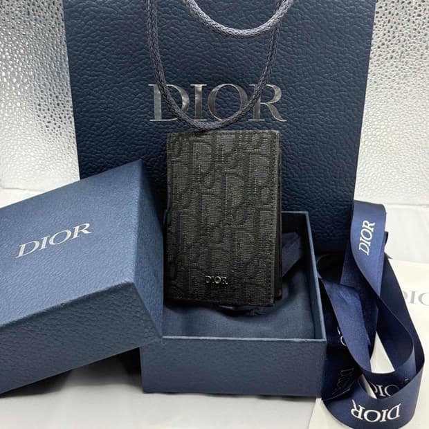 디올 오블리크 오거나이저