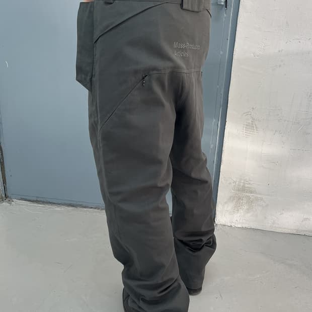 S) PLASTIC PRODUCT PLANT PANTS